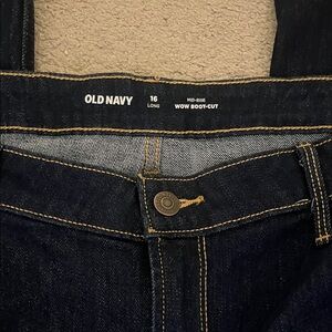 Old Navy Women’s Dark Blue Jeans. 16 Long